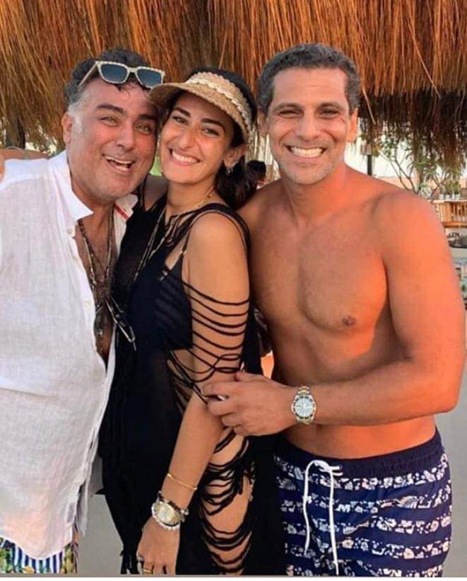 أمينة خليل تفاجئ الجمهور بصورة لها في أحضان تامر حبيب أمينة خليل تفاجئ الجمهور بصورة لها في أحضان تامر حبيب