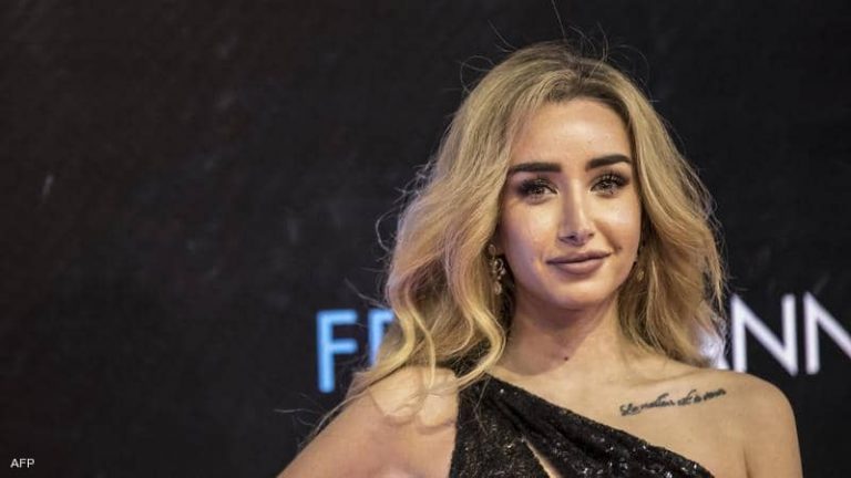 الفنانة هنا الزاهد