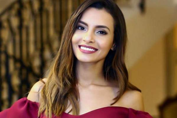 الفنانة كارمن سليمان