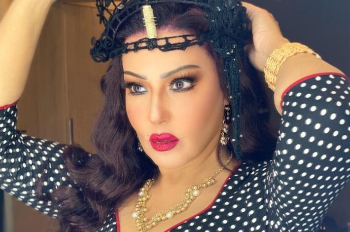 الفنانة سمية الخشاب