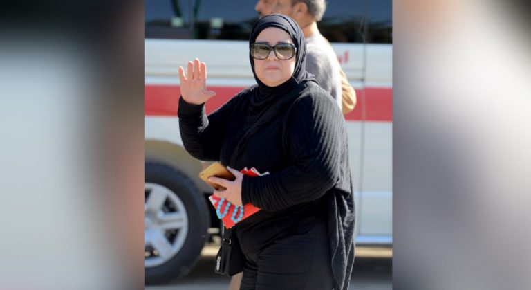 دلال عبدالعزيز