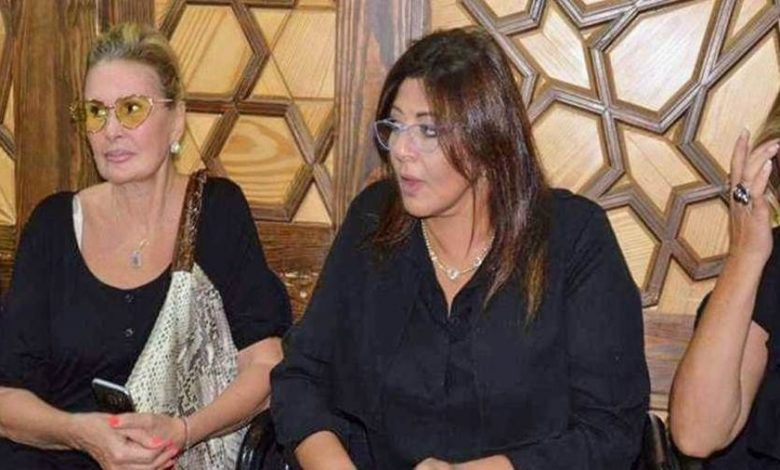 دلال عبد العزيز