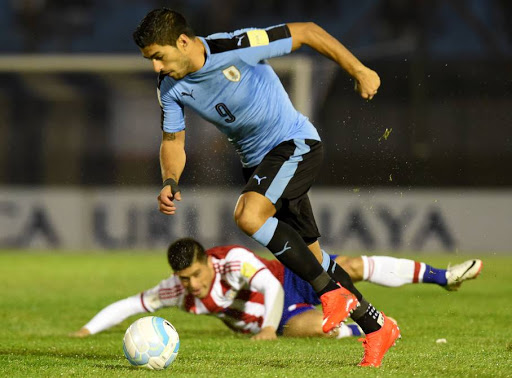 مباراة منتخب أوروجواي مع باراجواي