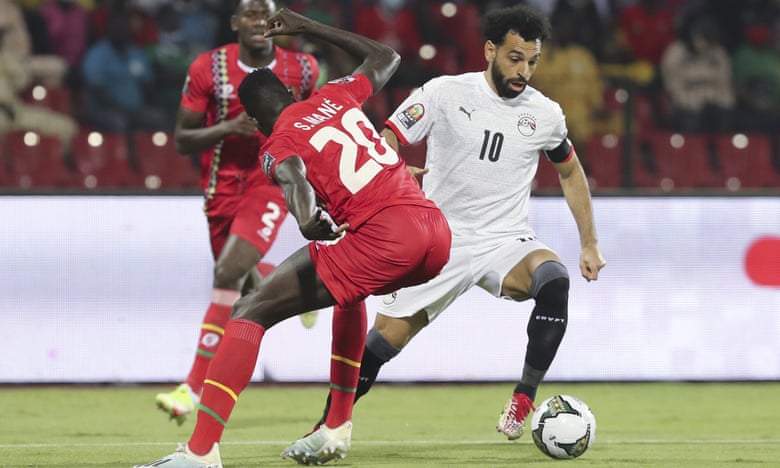 محمد صلاح يقود منتخب مصر لانتصار عصيب على غينيا بيساو في أمم أفريقيا