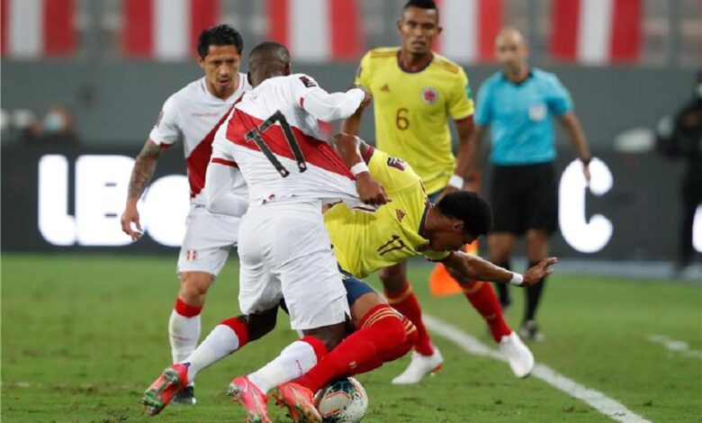 مباراة منتخب كولومبيا مع بيرو